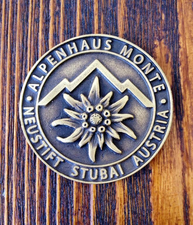 فندق Alpenhaus Monte نيوستيف ام ستوبيتا المظهر الخارجي الصورة